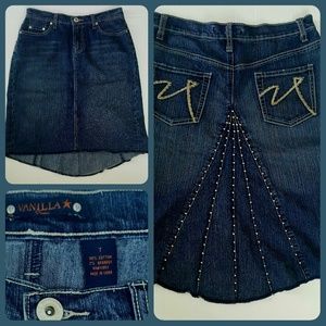💐NWOT!  Blue Denim Skirt- Flirty & Femenine